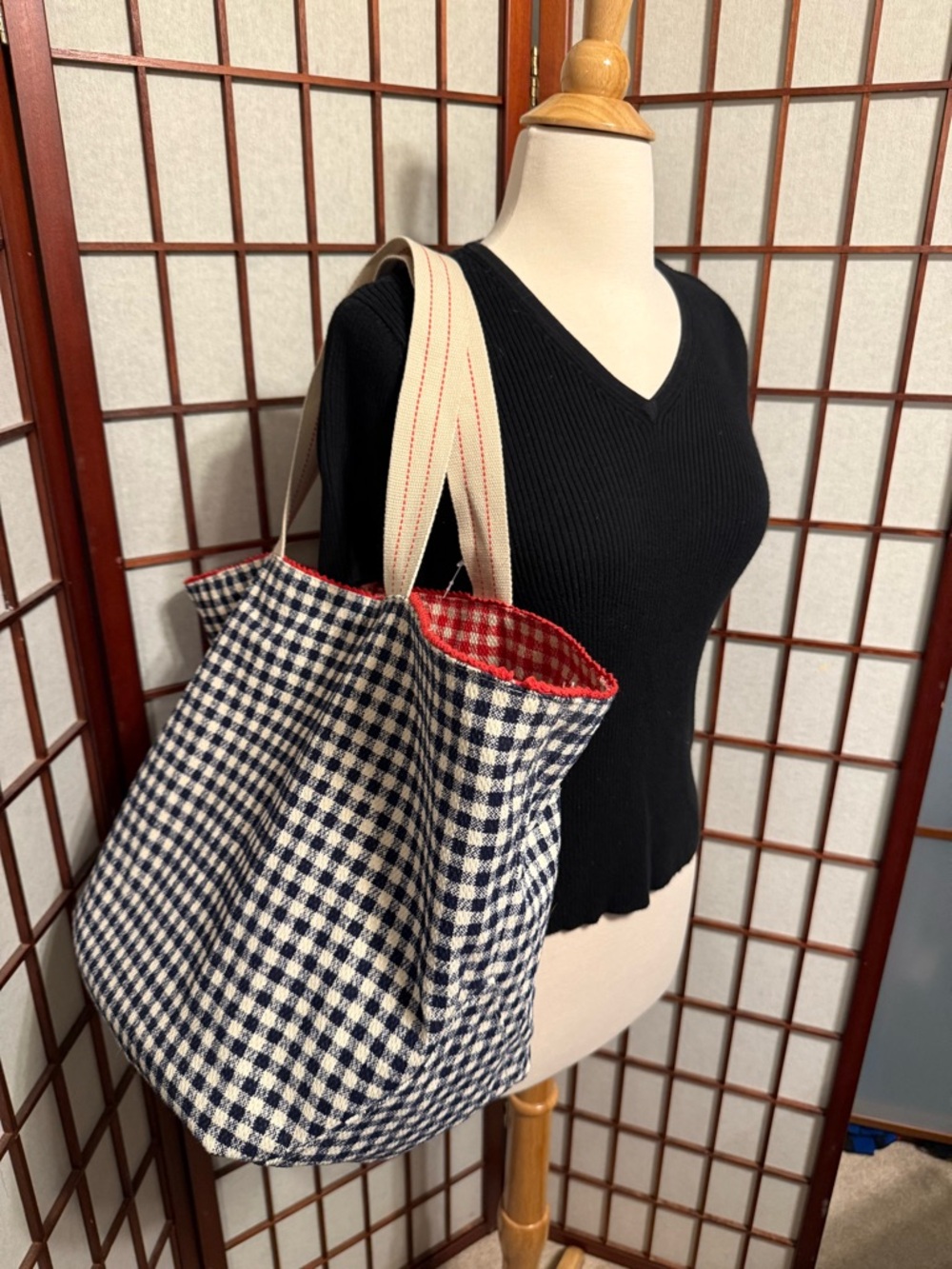 Spacious Reversible Canvas Tote Handbag -  Red & Navy Gingham - Picture 3 of 14
